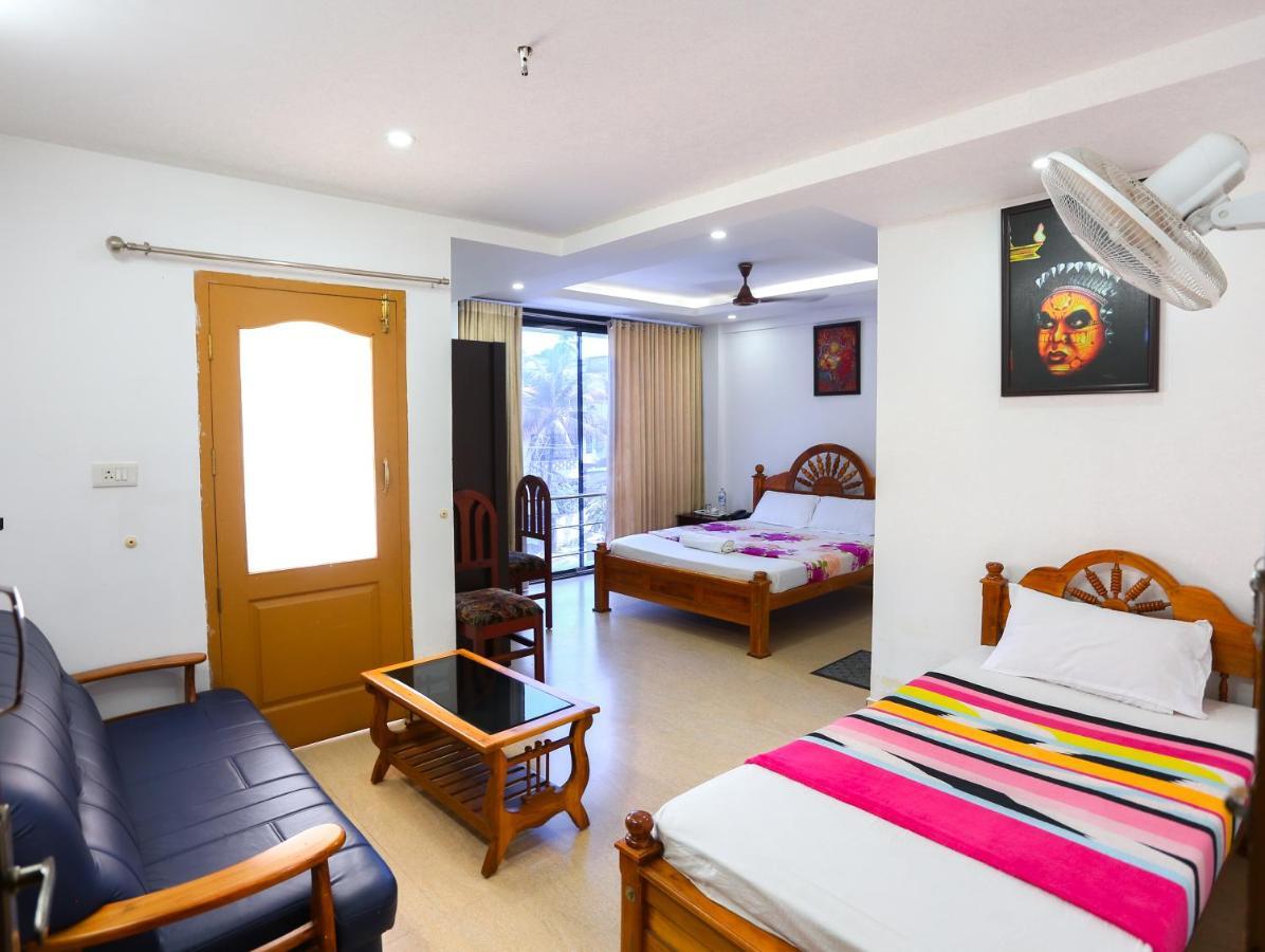 Hare Krishna Inn Guruvāyūr Zewnętrze zdjęcie