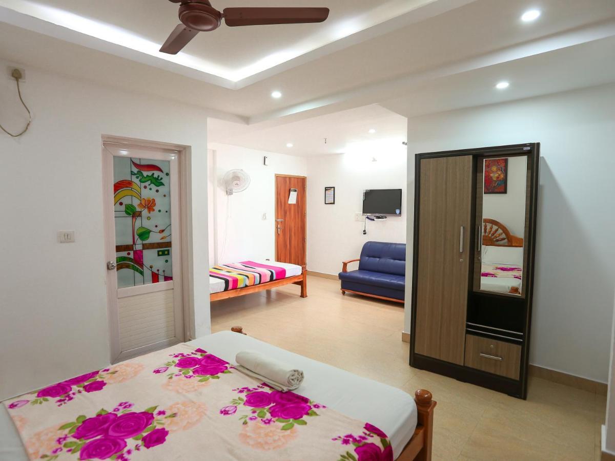 Hare Krishna Inn Guruvāyūr Zewnętrze zdjęcie