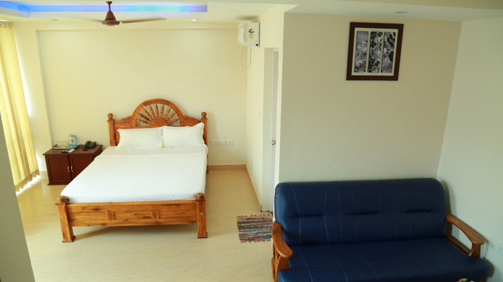 Hare Krishna Inn Guruvāyūr Zewnętrze zdjęcie