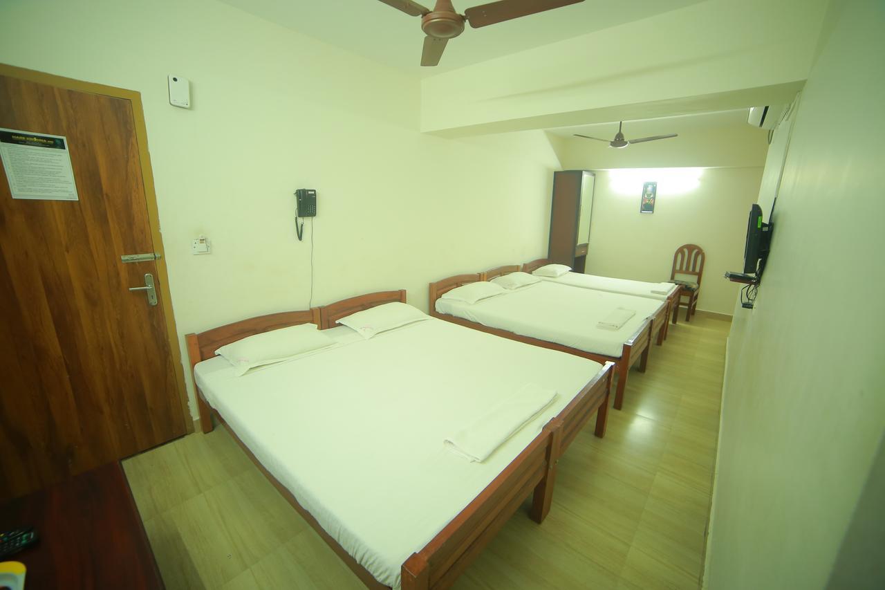 Hare Krishna Inn Guruvāyūr Zewnętrze zdjęcie