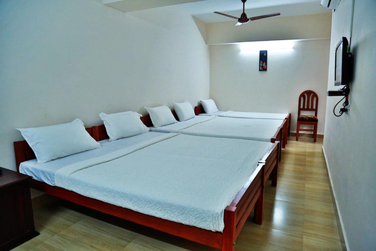Hare Krishna Inn Guruvāyūr Zewnętrze zdjęcie